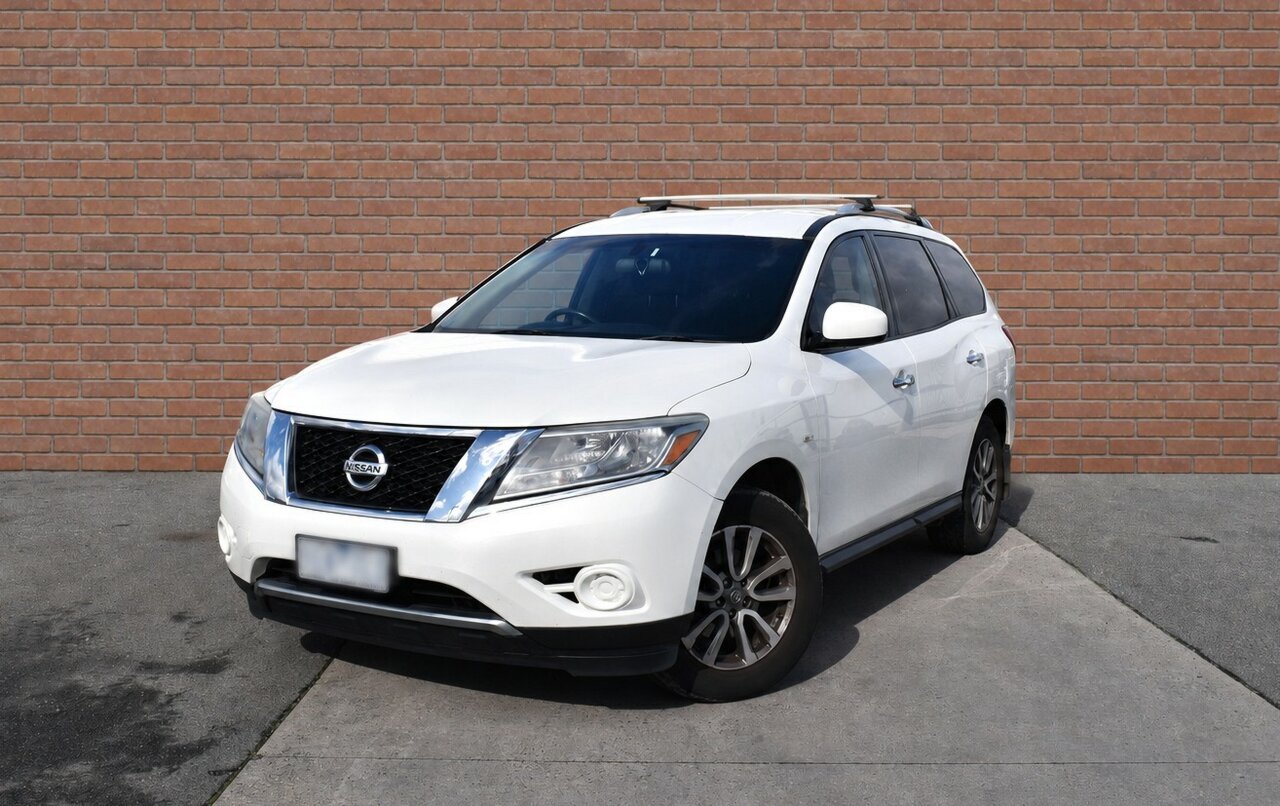 Image of a 2014 Nissan Pathfinder R52 ST (4x2) White Continuous Variable Wagon