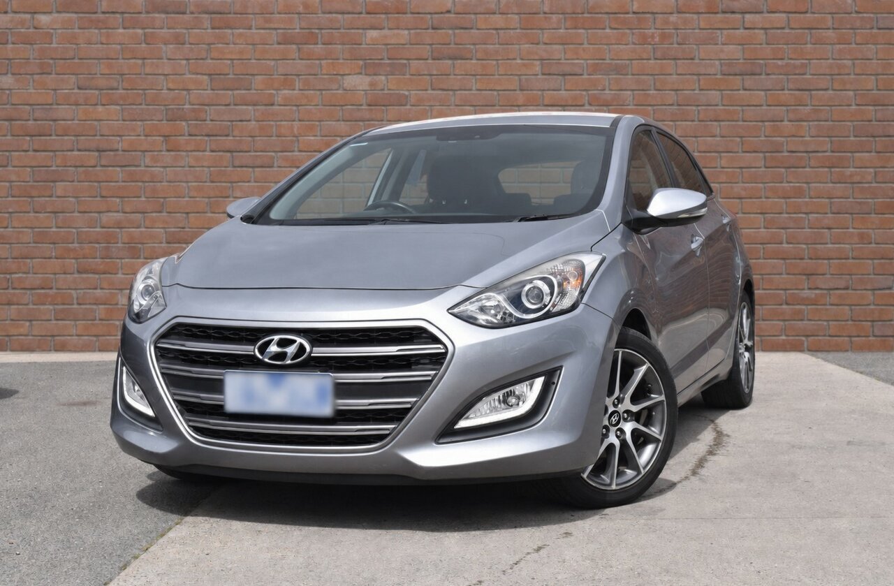 Image of a 2015 Hyundai i30 GD3 Series 2 Elite 1.8 L.E. Silver 6 Speed Automatic Hatchback